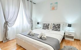 Sunrise Apartments